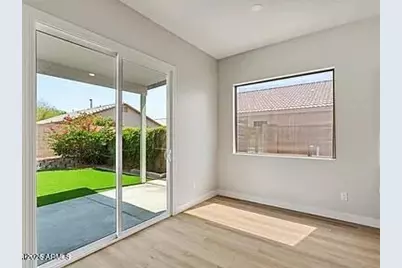 2918 E Harwell Road, Gilbert, AZ 85234 - Photo 7