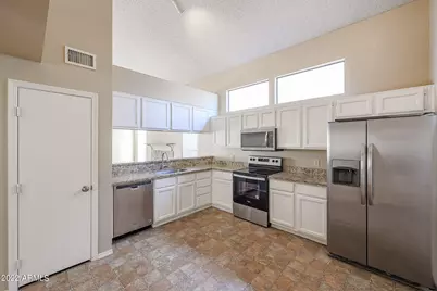 14443 S Cholla Canyon Drive, Phoenix, AZ 85044 - Photo 3