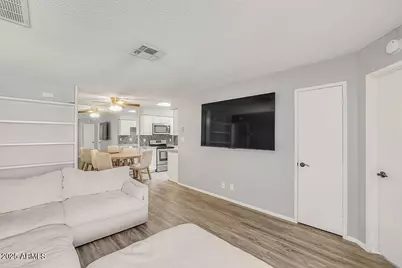 25 N Cottonwood Street #47, Chandler, AZ 85225 - Photo 7