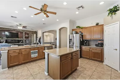 25403 N 71 Drive, Peoria, AZ 85383 - Photo 15