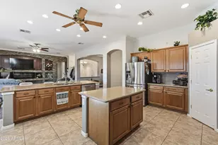 25403 N 71st Dr, Peoria, AZ 85383 - Photo 15