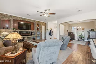 25403 N 71st Dr, Peoria, AZ 85383 - Photo 17