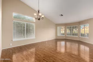 3842 S Hawthorn Dr, Chandler, AZ 85248 - Photo 11