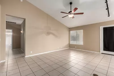 3842 S Hawthorn Drive, Chandler, AZ 85248 - Photo 9