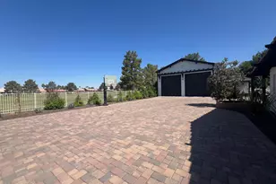 10952 E Villa Park St, Chandler, AZ 85248 - Photo 7