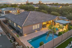 1928 E La Costa Dr, Gilbert, AZ 85298 - Photo 57