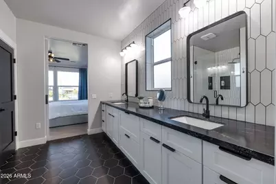 11224 W Tether Trail W, Peoria, AZ 85383 - Photo 15