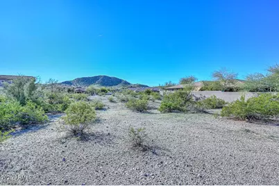 18454 W Porter Drive #28, Goodyear, AZ 85338 - Photo 7