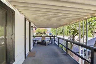 2233 E Behrend Dr, Phoenix, AZ 85024 - Photo 5