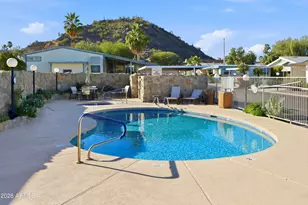 2233 E Behrend Dr, Phoenix, AZ 85024 - Photo 45