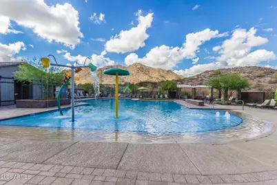 21188 W Almeria Road, Buckeye, AZ 85396 - Photo 33