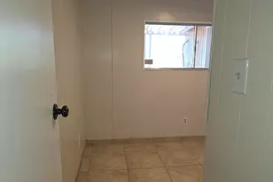 869 S Esperanza Ave, Mesa, AZ 85208 - Photo 17