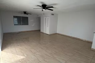 8110 N 31st Dr, Phoenix, AZ 85051 - Photo 3