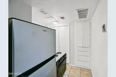 3025 N 32nd Street #41, Phoenix, AZ 85018 - Photo 5