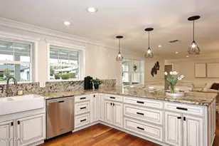 4709 E Mulberry Dr, Phoenix, AZ 85018 - Photo 17