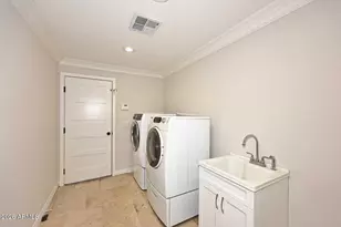 4709 E Mulberry Dr, Phoenix, AZ 85018 - Photo 43