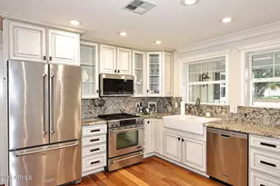 4709 E Mulberry Dr, Phoenix, AZ 85018 - Photo 15