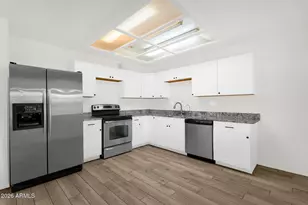 3939 W Cavalier Dr, Phoenix, AZ 85019 - Photo 7