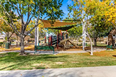 18378 W Pioneer Street, Goodyear, AZ 85338 - Photo 31