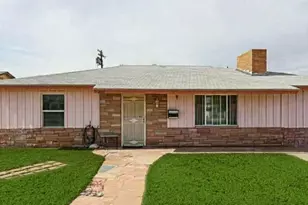 1818 N 21st Pl, Phoenix, AZ 85006 - Photo 1