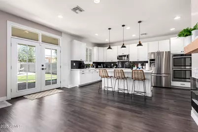 2510 E Fawn Drive, Phoenix, AZ 85042 - Photo 9