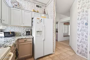 22506 N Mirage Ln, Sun City West, AZ 85375 - Photo 17