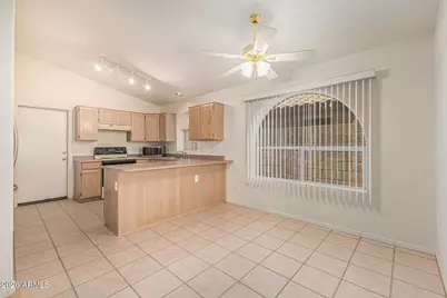 9846 W Tonopah Drive, Peoria, AZ 85382 - Photo 7