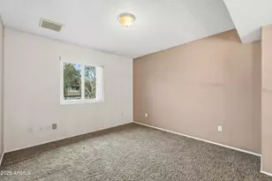 1805 W Curry Dr, Chandler, AZ 85224 - Photo 13