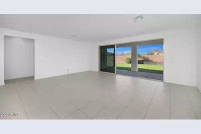 11208 S 52nd Lane, Laveen, AZ 85339 - Photo 5