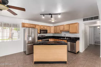 7224 E Latham Street, Scottsdale, AZ 85257 - Photo 11