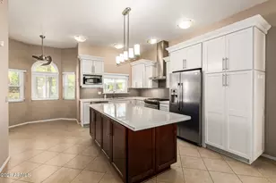 522 S Marina Dr, Gilbert, AZ 85233 - Photo 13