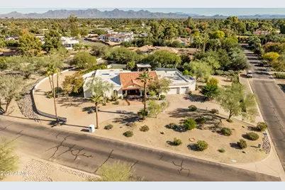 9131 N 48th Place, Paradise Valley, AZ 85253 - Photo 3