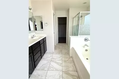 2326 W Gaby Road, Phoenix, AZ 85041 - Photo 41