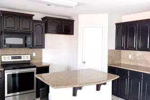 2326 W Gaby Rd, Phoenix, AZ 85041 - Photo 27