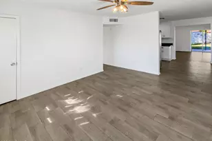 9206 W Mescal St, Peoria, AZ 85345 - Photo 9