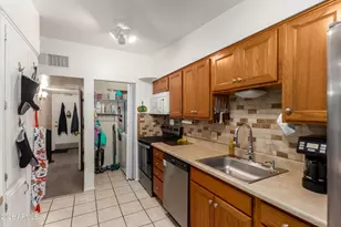 10409 W Peoria Ave, Sun City, AZ 85351 - Photo 5