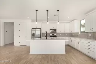 5423 W Manzanita Dr, Glendale, AZ 85302 - Photo 7