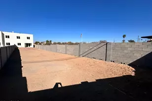 825 W Dobbins Rd, Phoenix, AZ 85041 - Photo 73