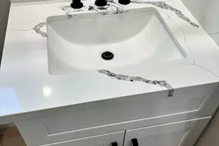 825 W Dobbins Rd, Phoenix, AZ 85041 - Photo 15