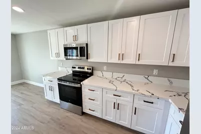 825 W Dobbins Road, Phoenix, AZ 85041 - Photo 29