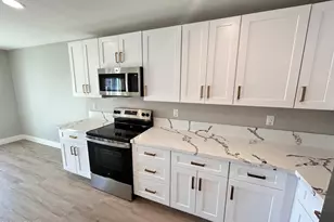 825 W Dobbins Rd, Phoenix, AZ 85041 - Photo 29