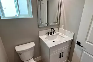 825 W Dobbins Rd, Phoenix, AZ 85041 - Photo 13