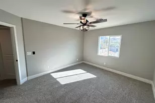 825 W Dobbins Rd, Phoenix, AZ 85041 - Photo 53