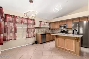 1858 N 128th Dr, Avondale, AZ 85392 - Photo 11