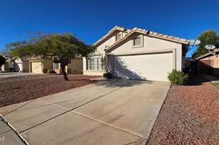 8440 W Rue De Lamour Rd, Peoria, AZ 85381 - Photo 3