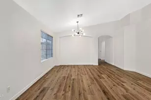 8440 W Rue De Lamour Rd, Peoria, AZ 85381 - Photo 5