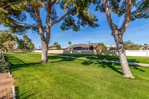 9416 E Lakeside Dr, Sun Lakes, AZ 85248 - Photo 33