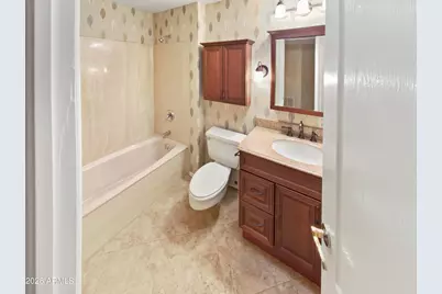 10401 W Hutton Drive, Sun City, AZ 85351 - Photo 13