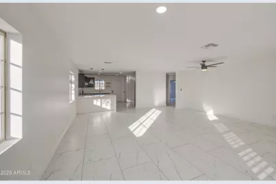 2302 E Alta Vista Road, Phoenix, AZ 85042 - Photo 13