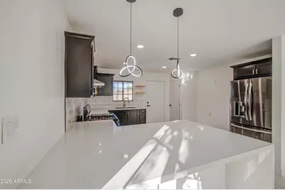 2302 E Alta Vista Road, Phoenix, AZ 85042 - Photo 7